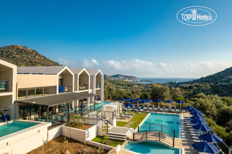 Hotelier's photos T Hotel Premium Suites 4*