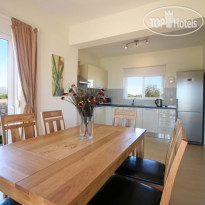 AGV Villa Blue Dining room
