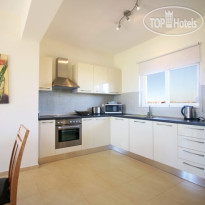 AGV Villa Blue Kitchen