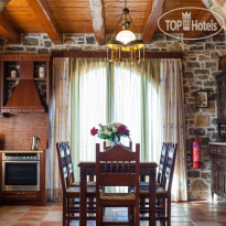 Antina Villa 