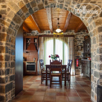Antina Villa 