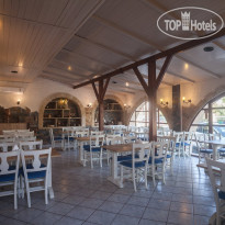 Evina Rooms & Villas