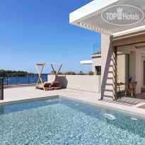 Castello Infinity Suites 
