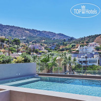 Castello Infinity Suites 