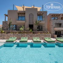 Paralos Venus Suites 