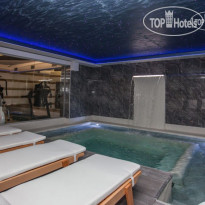 Melrose Hotel