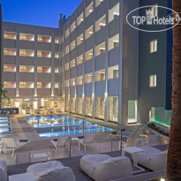 Melrose Hotel