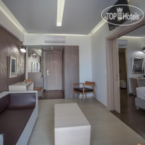 Melrose Hotel