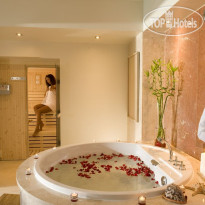 Daios Cove Luxury Resort & Villas