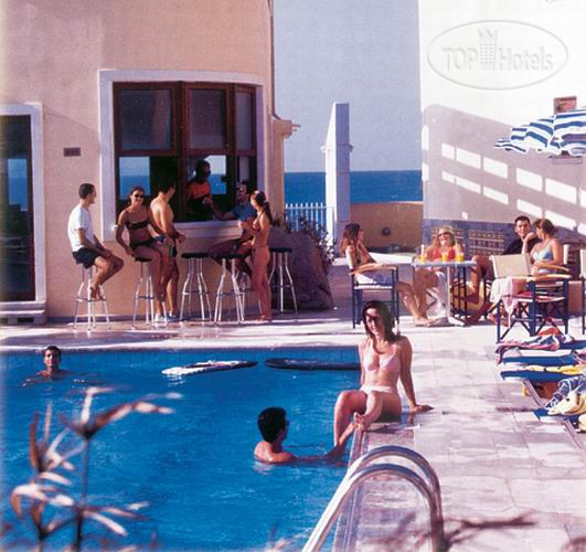 Niros Beach Apartments