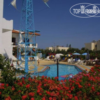 Paul Marie Apartments & Studios 