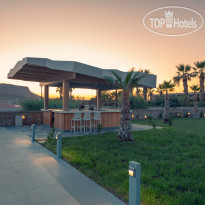 Arina Beach Hotel & Bungalows 