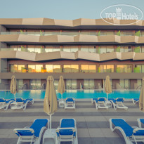 Arina Beach Hotel & Bungalows