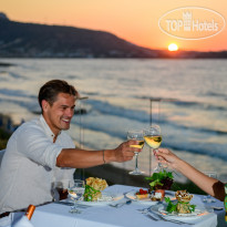 Alexander Beach Hotel & Village Resort 