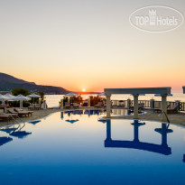 Alexander Beach Hotel & Village Resort 