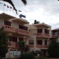 Karavanos Apartments