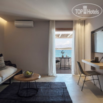 Bluegr Minos Beach Art Hotel 