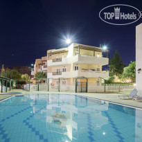 Horizon Beach Hotel & Stelios Family Rooms 