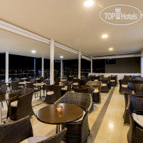 Horizon Beach Hotel & Stelios Family Rooms 