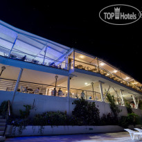Horizon Beach Hotel & Stelios Family Rooms 
