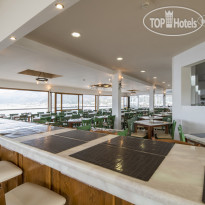Horizon Beach Hotel & Stelios Family Rooms 