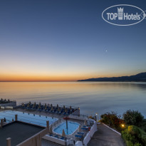 Horizon Beach Hotel & Stelios Family Rooms 