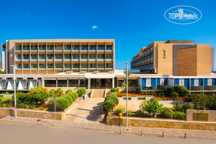 I Resort Beach Hotel & Spa