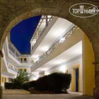 Pyrgos Apart