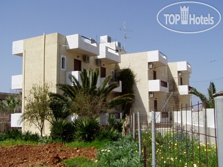 Hotel photo Smaragdine Beach 2*