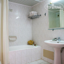 Latania Apartments and Studios