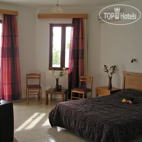 Giorgos-Maria Apartments 