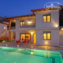 Danae s Luxury Villas 