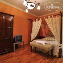 Anastazia Luxury Suites & Rooms