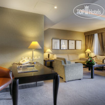 Grand Hyatt Athens Junior Suite