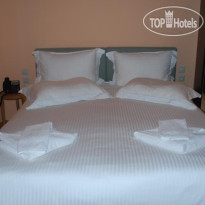 White Lotus Hotel 
