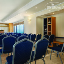 Ramada Attica Riviera 