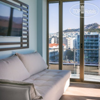 Athens Tiare