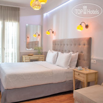 Acropolis Ami Boutique