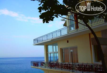 Hotel photo Karellion 4*