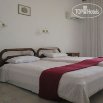 Achillion Hotel 