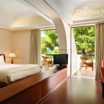 Ramada Loutraki Poseidon Resort