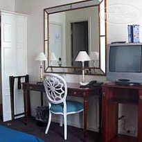 First Hotel Excelsior 