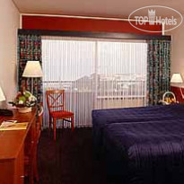 First Hotel Marina  