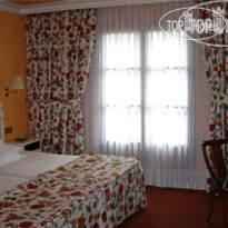 Tryp Sondika