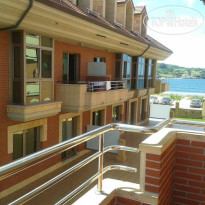 Maritimo Ris Hotel & Apartment