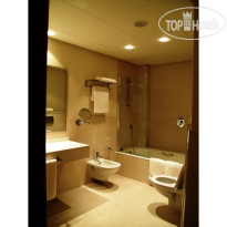 Maritimo Ris Hotel & Apartment