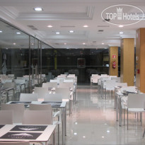 Maritimo Ris Hotel & Apartment