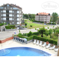 Maritimo Ris Hotel & Apartment