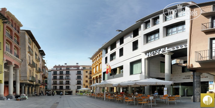 Hotelier's photos Gran Hotel Ciudad de Barbastro 4*