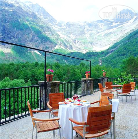 New photos from tourists Parador de Bielsa 3*